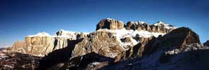 Sella und Pordoi, aus 2 Bildern erstellt.